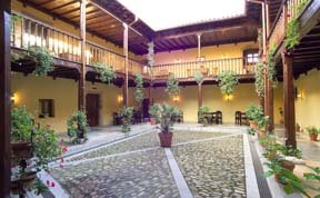 HOTEL CASTILLO DE VALDES SALAS